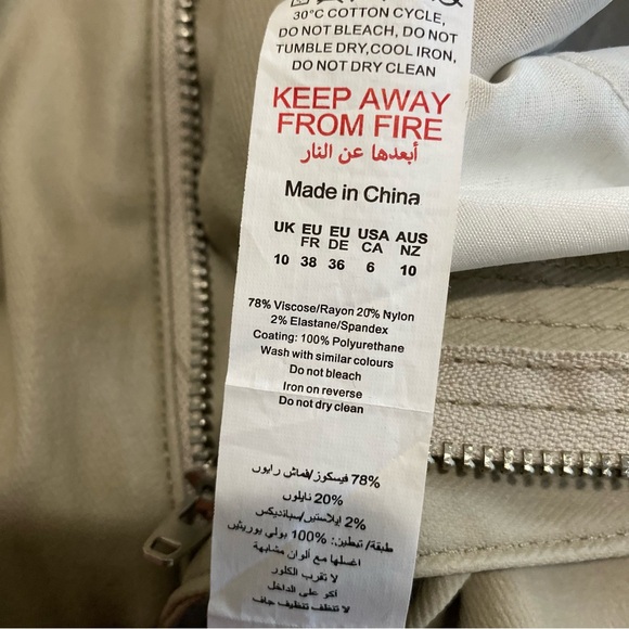 Pretty Little Thing Stone Hourglass Coated Skinny Jeans - Picture 7 of 9